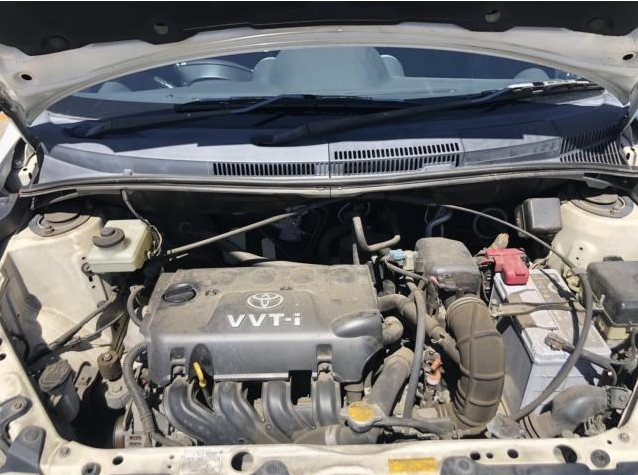 2005 Toyota IST